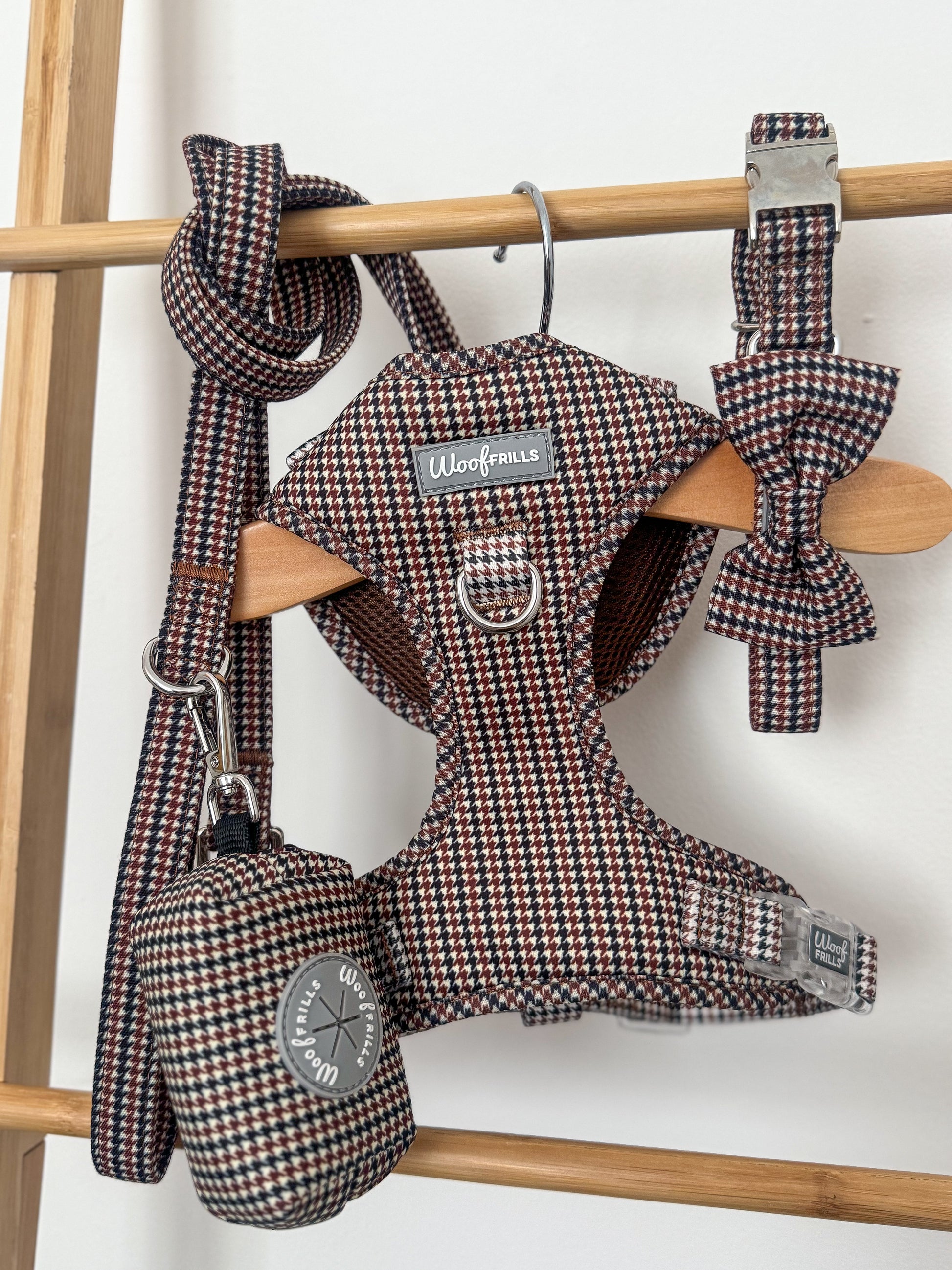 Heritage Hound dog set with harness collar and lead