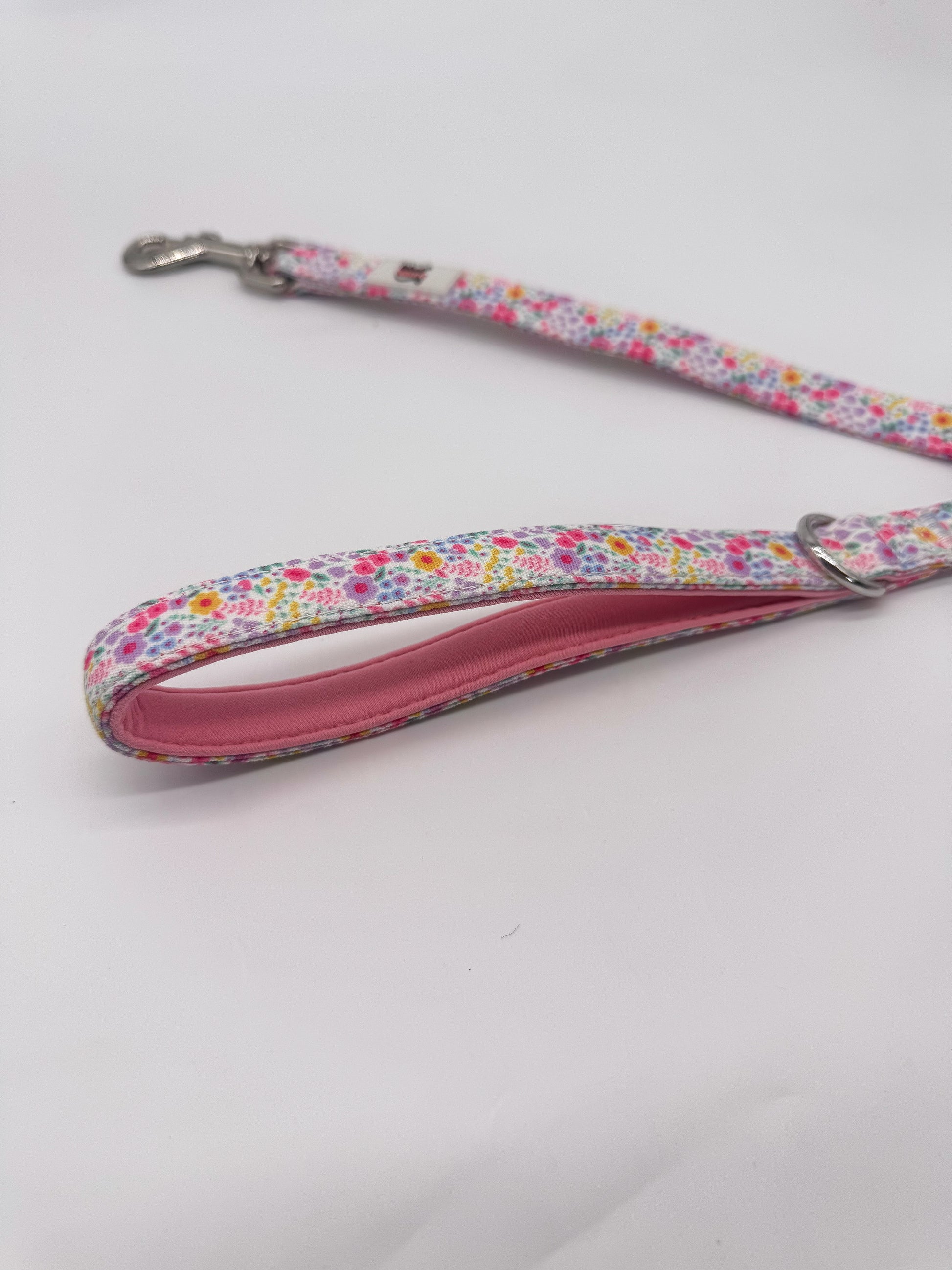 Floral dog lead Blossom Dreams flat lay with soft handle
