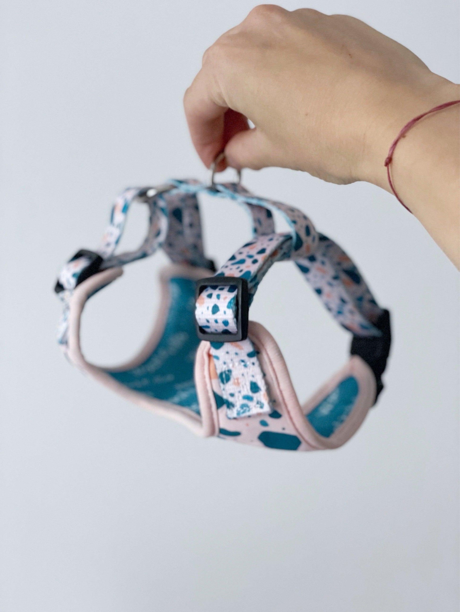 Pupart - Adjustable Harness - Woof Frills